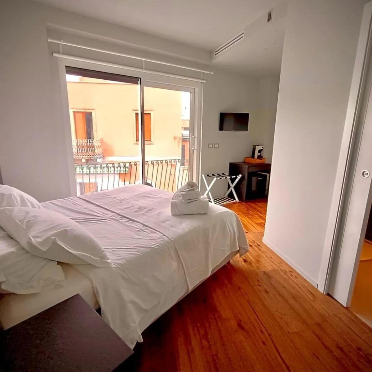 Taormina Boutique Rooms Экстерьер фото